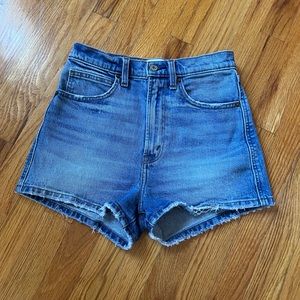 A&F Ultra high rise mom short